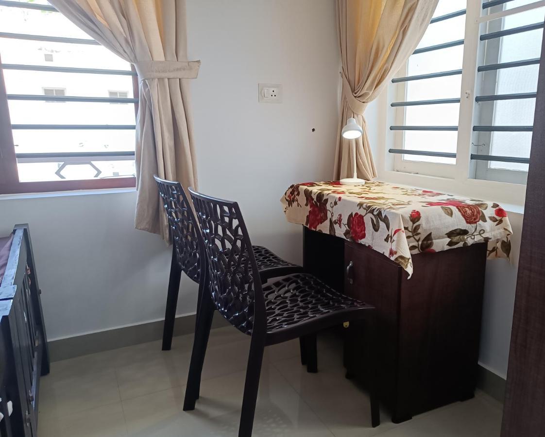 Prakriti Homestay Fortkochi Air Conditioned Rooms Luaran gambar
