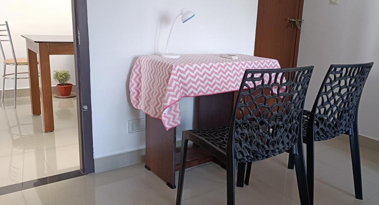 Prakriti Homestay Fortkochi Air Conditioned Rooms Luaran gambar